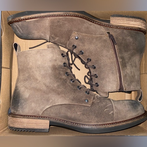 Ecco Kenton Leather Lace/Zip Up Factory Distressed Boots - Picture 4 of 9